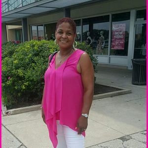 Meet your Posher, Nedra